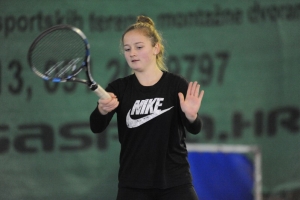 Nikola do finala, Kornelia do polufinala Adriatic Cupa